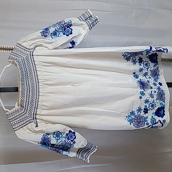 Parker Dresses & Skirts - Parker Jace Cotton Poplin Blue Floral Embroidered Smocked Off Shoulder Dress XS